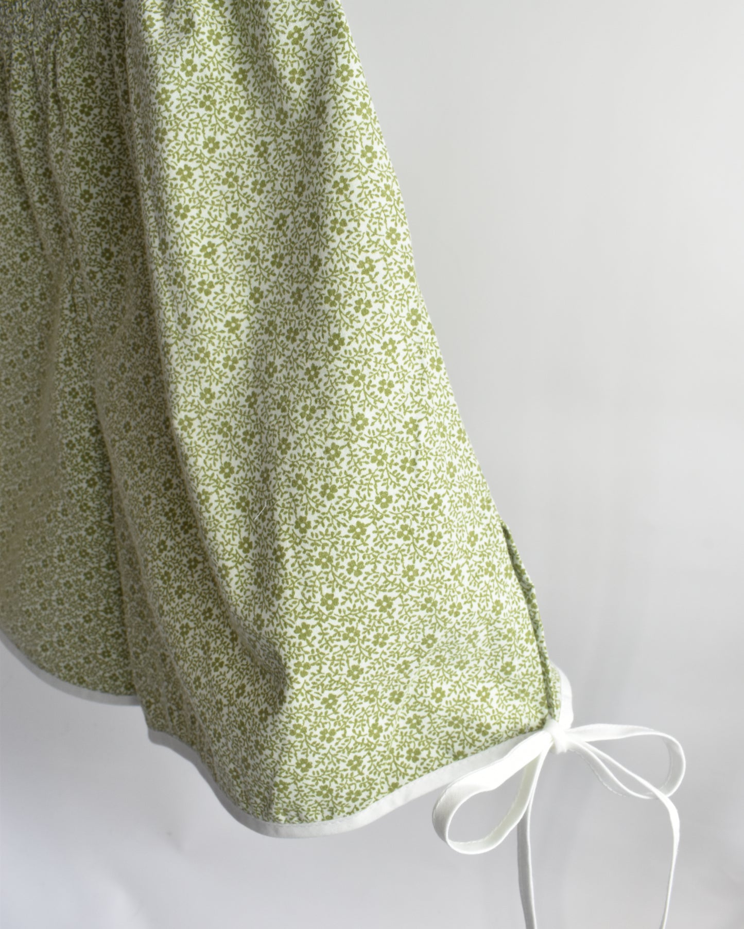 Ribbon Shorts 08