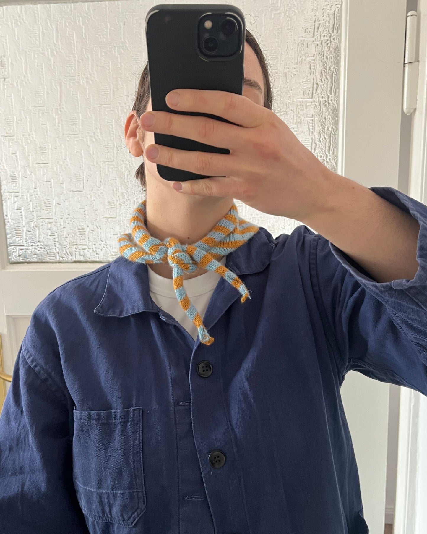 Small Triangle Scarf 02