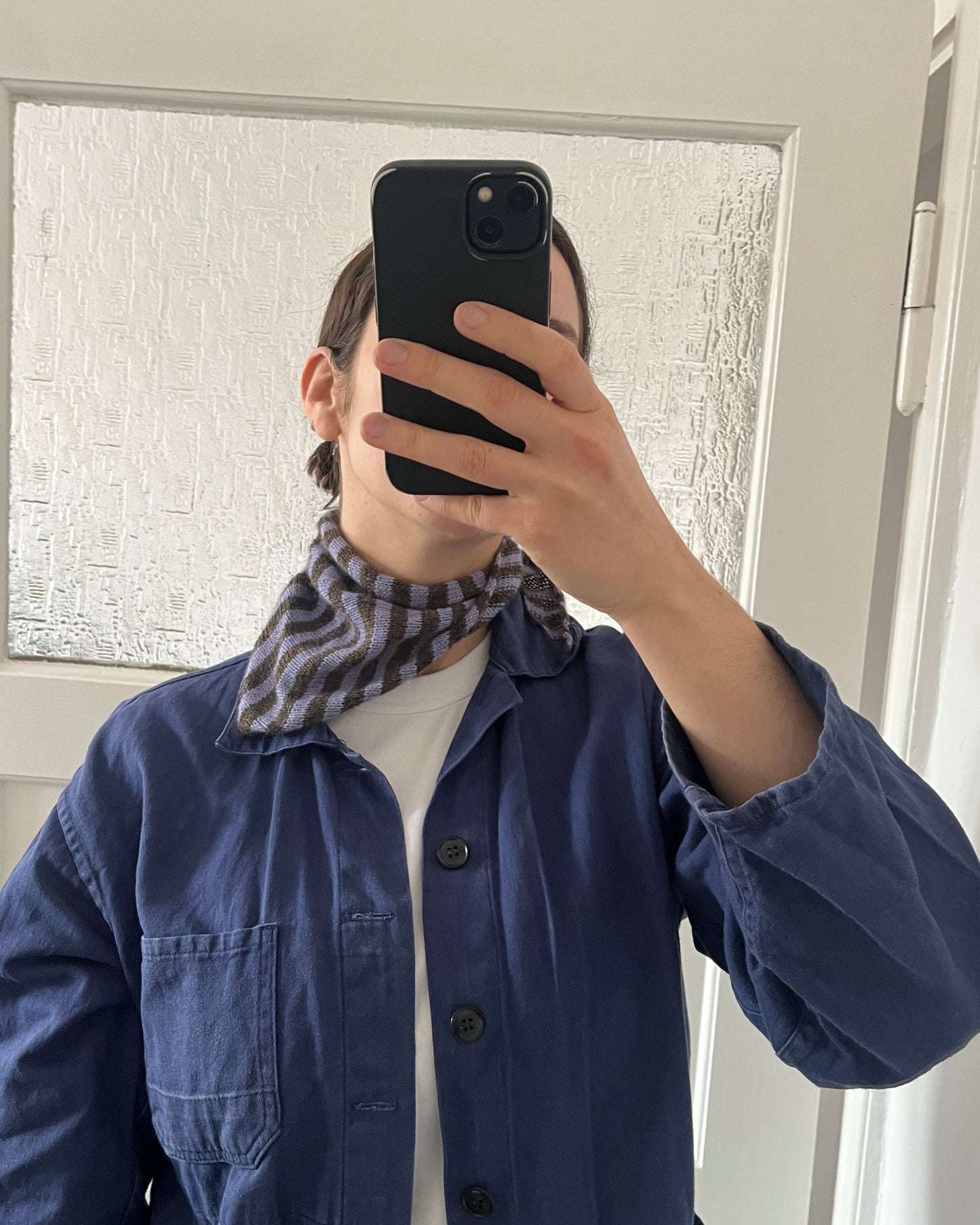 Small Triangle Scarf 01